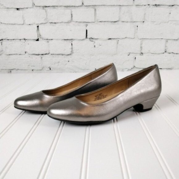 Comfortview Haley Low Heel Comfort Shoes In Bronze Size 7W, 7.5WW - Picture 1 of 8
